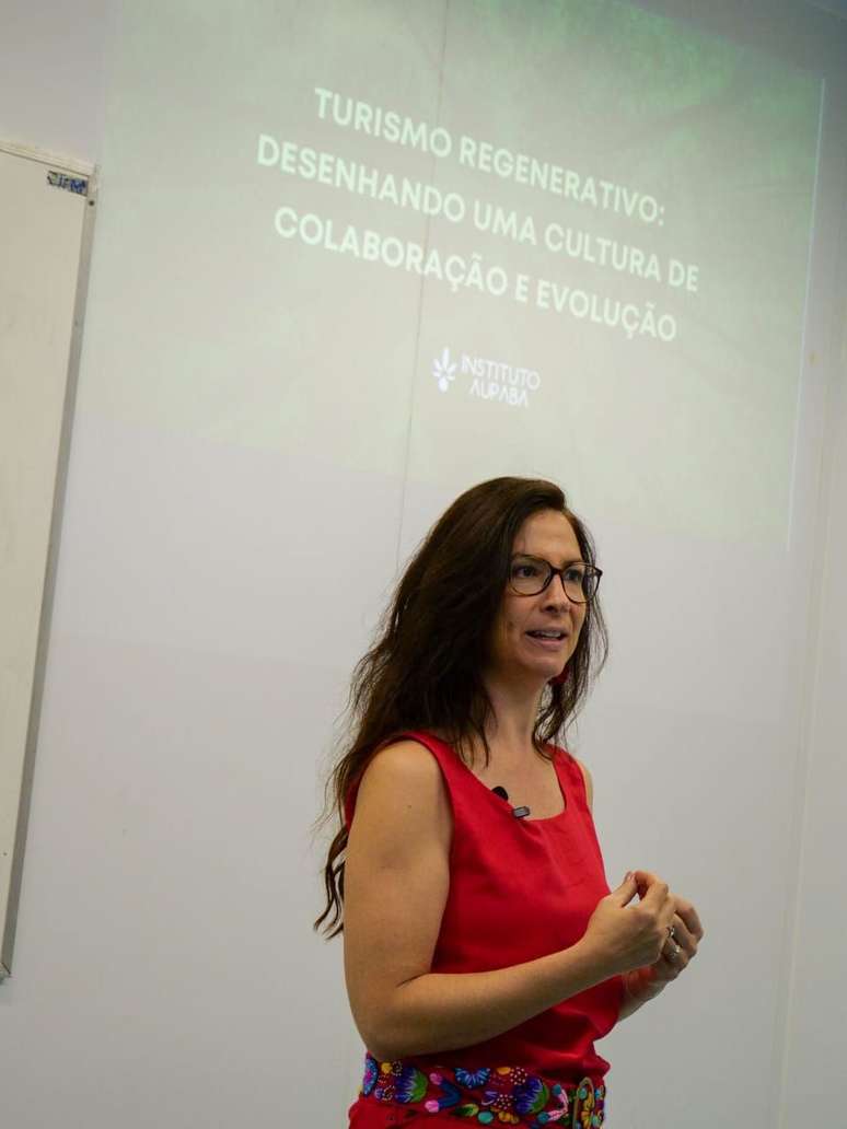 Luciana De Lamare, presidente do Aupaba, explica que &eacute; preciso &ldquo;observar as solu&ccedil;&otilde;es que o territ&oacute;rio precisa, sobretudo quest&otilde;es sociais&rdquo;