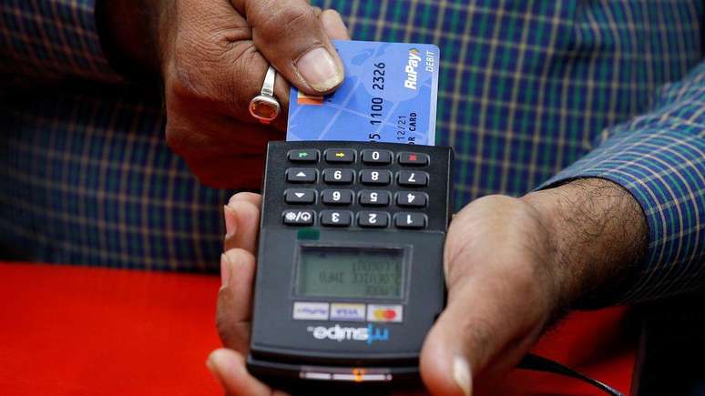 Cons&oacute;rcio indiano tamb&eacute;m lan&ccedil;ou cart&atilde;o de cr&eacute;dito e d&eacute;bito, chamado de RuPay