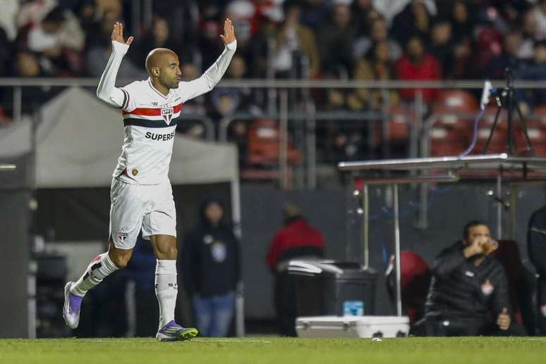 Lucas voltou a atuar contra o Vit&oacute;ria &ndash;