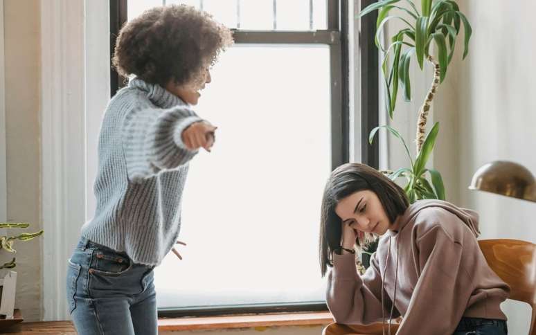 Being silent to avoid conflict is not a sign of maturity: it is a quick choice for self -destruction, according to psychology