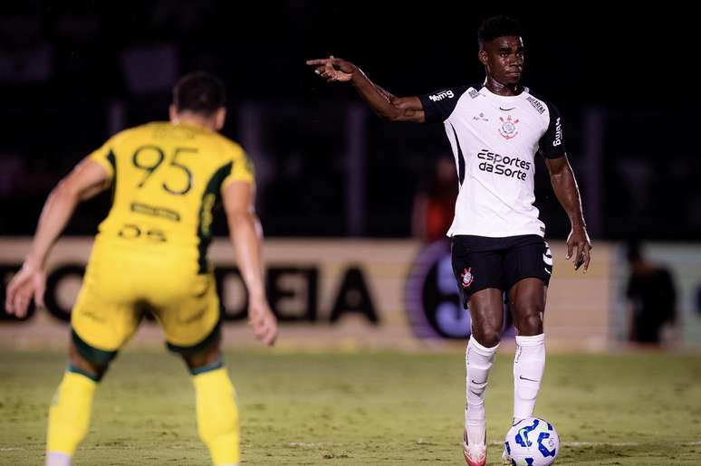 Corinthians corre risco de sofrer transfer ban &ndash;