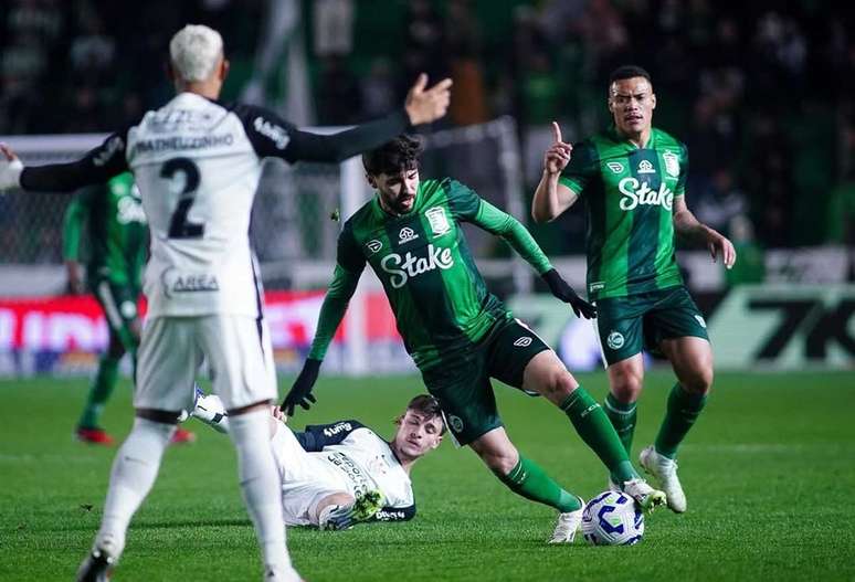 Corinthians faz campanha ruim no Brasileir&atilde;o &ndash;