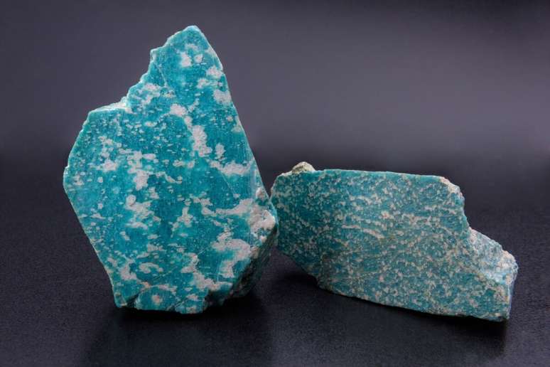 A pedra amazonita ajuda a fortalecer a saúde física e mental do virginiano 