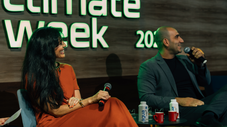 Tatiana Monteiro de Barros e L&eacute;o Farah durante a Climate Week 2025