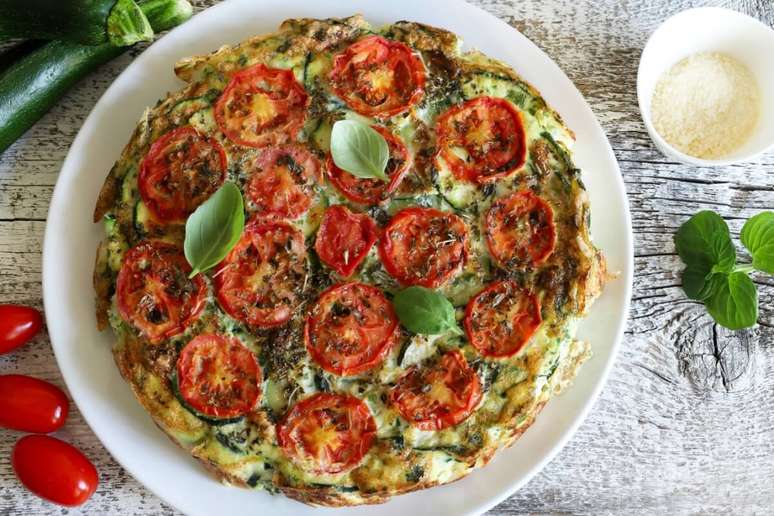 Fritada de abobrinha e tomate 