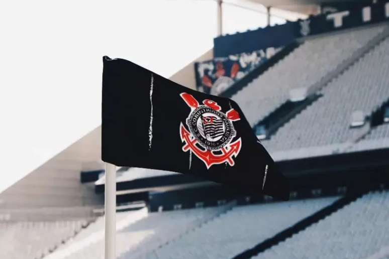 Justice grants the injunction in favor of Corinthians