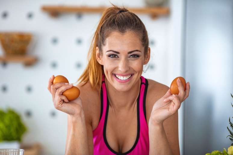 The egg is an excellent food for those who practice physical activity and want to gain muscle mass 