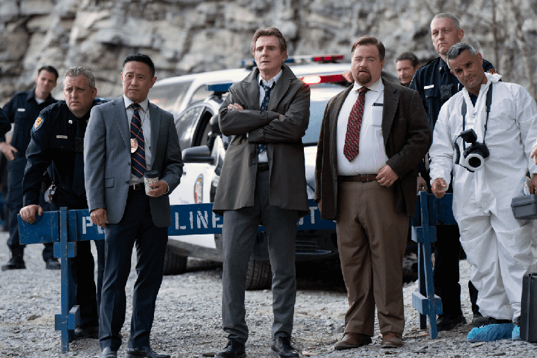 Em “Corra que a polícia vem aí!” Frank Drebin Jr. assume a responsabilidade de seguir os passos do pai no esquadrão especial da polícia 