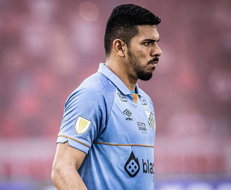 Jo&atilde;o Paulo perdeu a titularidade ap&oacute;s les&atilde;o em 2024 &ndash; Foto &ndash; Raul Baretta/ Santos FC.