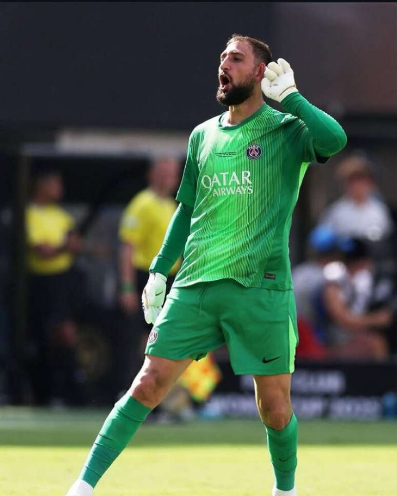 Donnarumma, goleiro do PSG, pode deixar o clube nas próximas semanas.