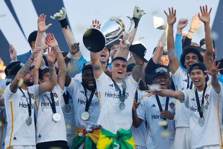 Gabriel Pec comemora título nos Estados Unidos