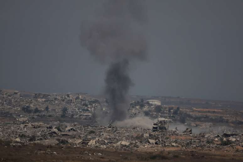 Ataque israelense no norte de Gaza em 12/8/2025