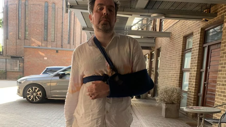 Matt Barr tem o 'maior p&ecirc;nis do mundo'