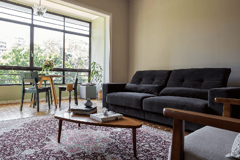 As janelas amplas tornam o espa&ccedil;o mais agrad&aacute;vel Projeto: Palladino Arquitetura |