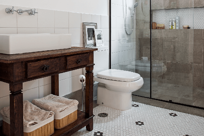 Preservar os elementos originais traz autenticidade para a casa Projeto: Palladino Arquitetura |