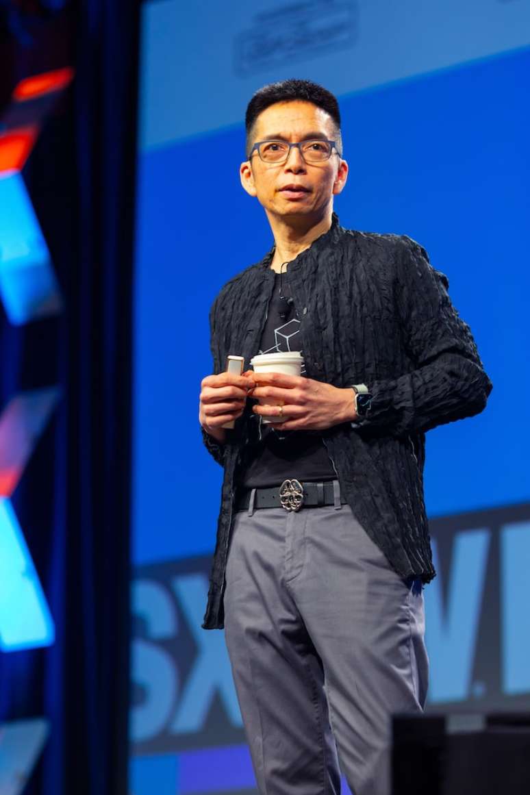 John Maeda deu aula de IA na Rio Innovation Week