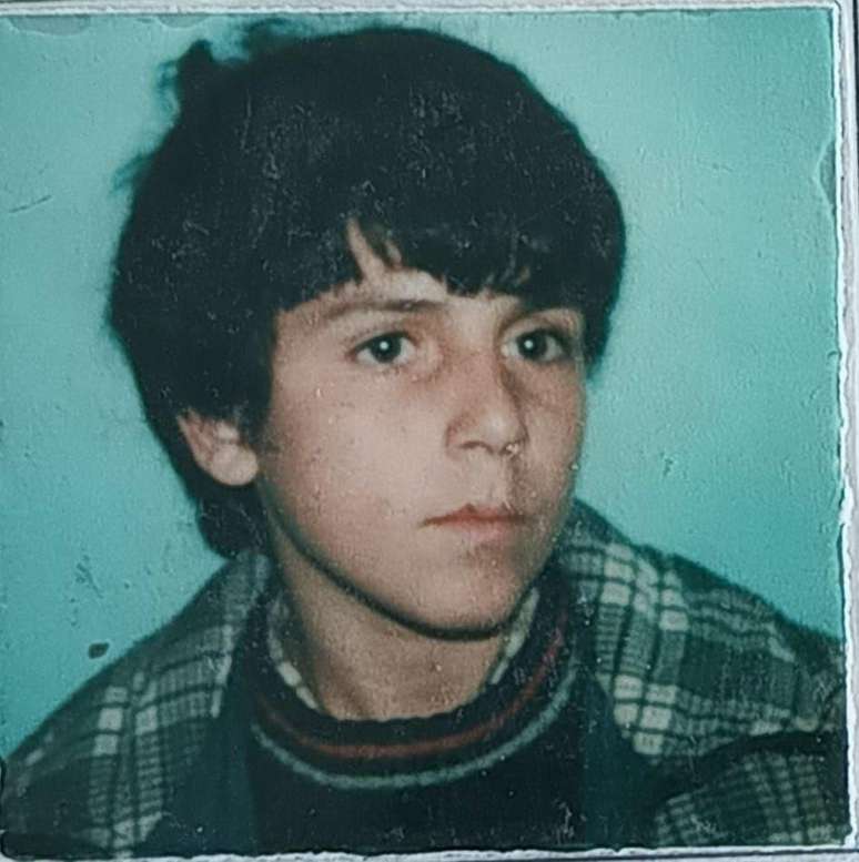 A fam&iacute;lia afirma que a pol&iacute;cia n&atilde;o investigou o desaparecimento na &eacute;poca