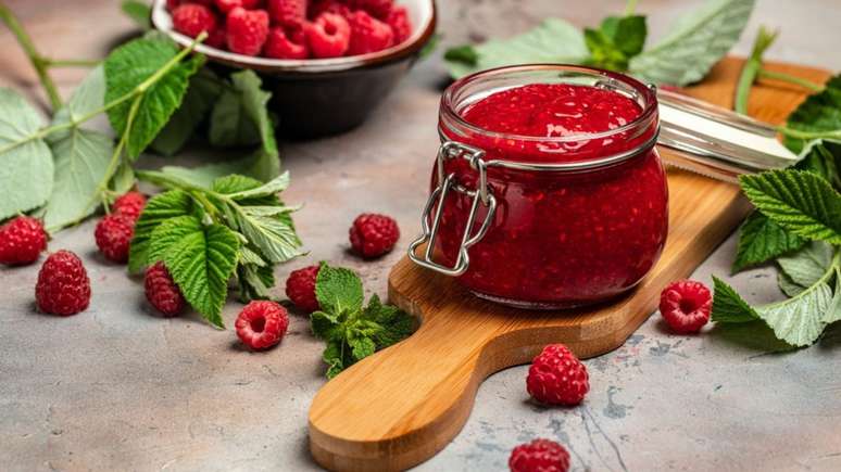 Jam of red fruit: bet on this recipe to increase snacks