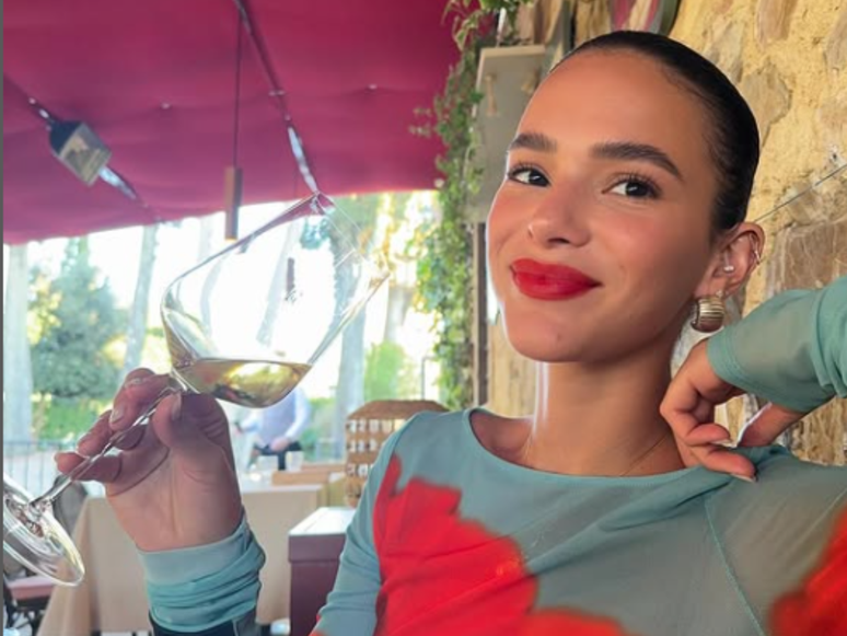 Bruna Marquezine é uma atriz e modelo brasileira (Foto: Reprodução/Instagram)
