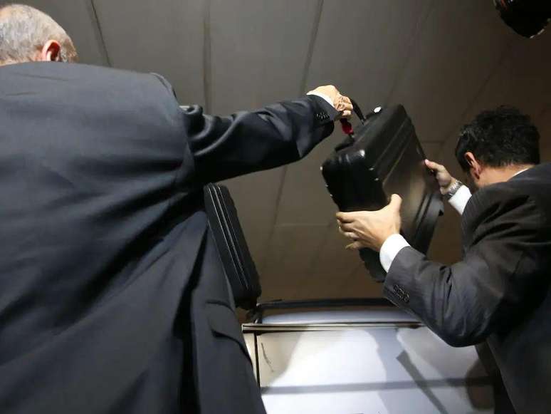 Imagem de 2016, quando a Pol&iacute;cia Federal prendeu policiais legislativos suspeitos de atrapalhar a Opera&ccedil;&atilde;o Lava Jato