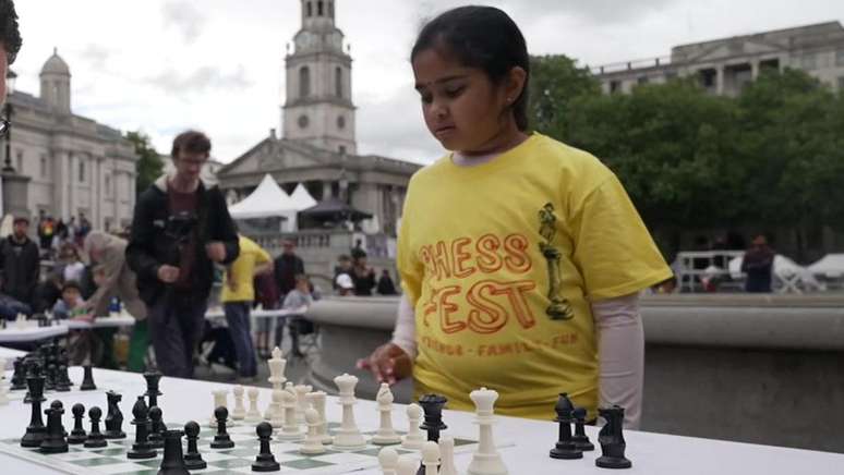Bodhana played several games at the same time at the London Chess Festival in 2024 Bodhana played several games at the same time at the London Chess Festival in 2024