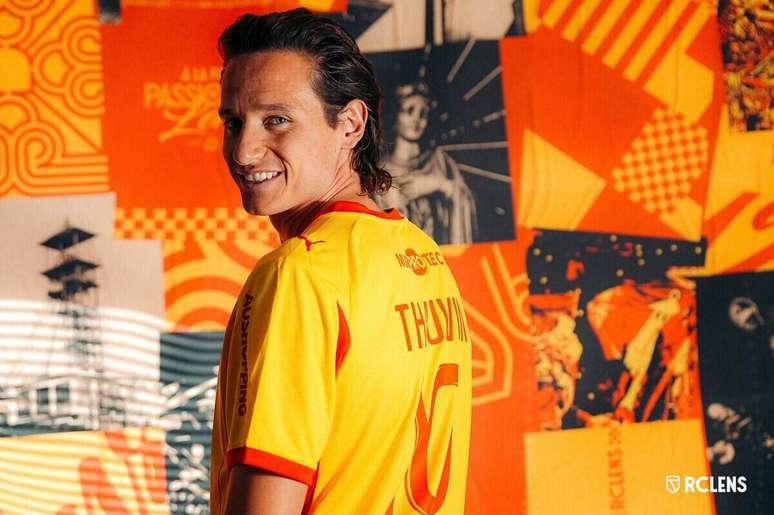 Thauvin deixou a Udinese para retornar ao seu pa&iacute;s de origem &ndash;