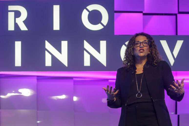 Amy Webb fala sobre nossas futuras relações com sistemas de IA