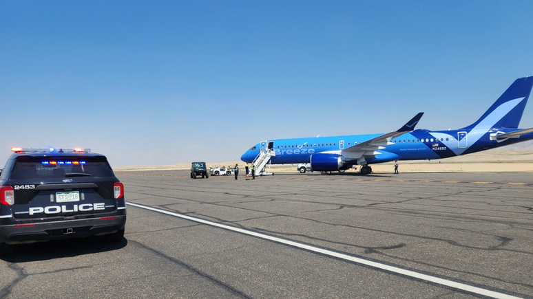 Voo de Breeze Airways para Los Angeles sofre desvio após passageiro causar alvoroço 