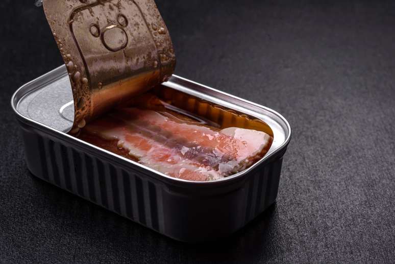 They opened a can of salmon won 50 years ago and what have found surprises scientists: “It is a sign that the fish comes from a healthy ecosystem”