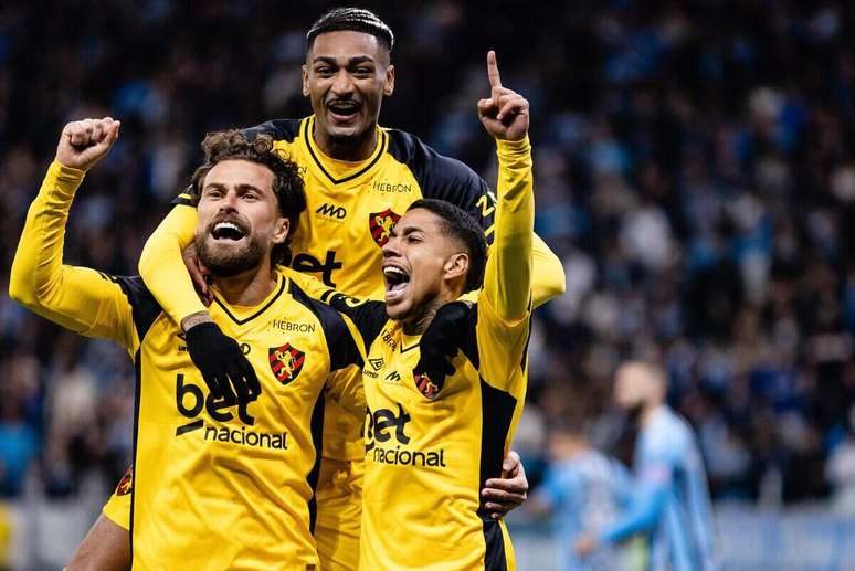 Sport venceu a primeira no Brasileiro, na &uacute;ltima rodada &ndash;