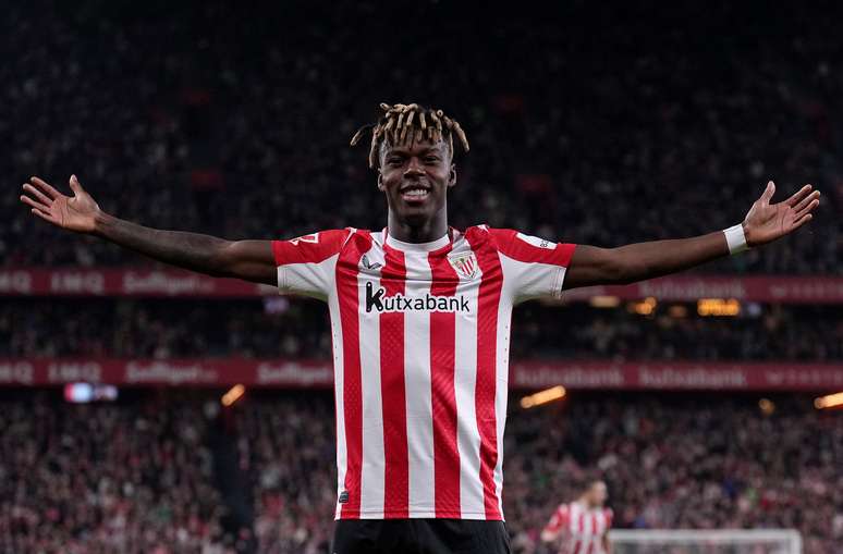 Nico Williams ficou no Athletic Bilbao mesmo com o forte interesse do Barcelona 