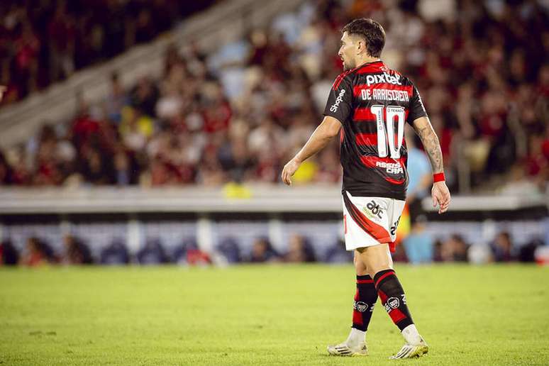 Arrascaeta volta ao Flamengo contra o Inter após cumprir suspensão diante do mesmo Colorado –