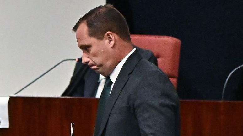 Cid durante interrogat&oacute;rio no STF; suas alega&ccedil;&otilde;es finais ser&atilde;o apresentadas antes dos demais r&eacute;us