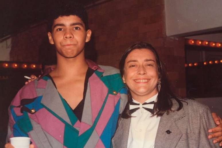 Sandra Gadelha com Pedro Gil, filho dela com Gilberto Gil que morreu em 1990