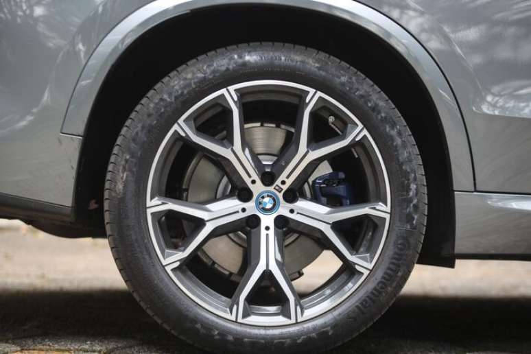 FR12 SAO PAULO - SP - 04/08/2025 - JORNAL DO CARRO - Fotos da BMW X5 xDRIVE50e M FOTO: Felipe Rau/Estad&atilde;o