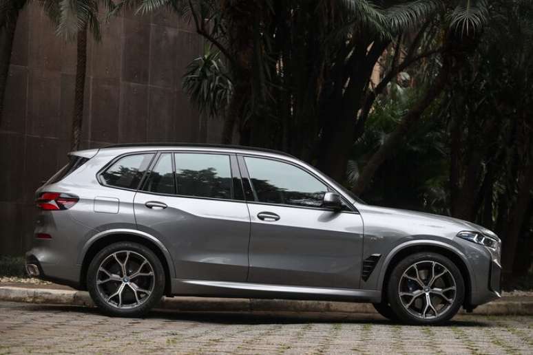 FR12 SAO PAULO - SP - 04/08/2025 - JORNAL DO CARRO - Fotos da BMW X5 xDRIVE50e M FOTO: Felipe Rau/Estad&atilde;o