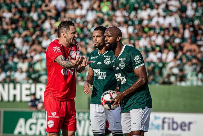 Goi&aacute;s e Vila voltam a se enfrentar nesta temporada. No Goian&atilde;o, deu Vila. Mas, no turno da S&eacute;rie B, empate.