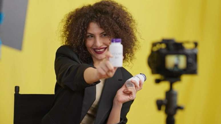 Don't let yourself be transported by influencers or online sellers without medical experience.