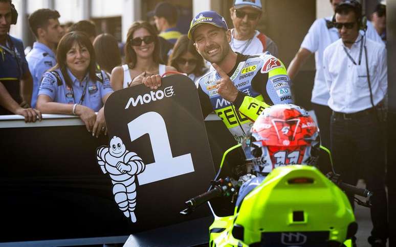 Matteo Ferrari comemorando a vitória na Áustria