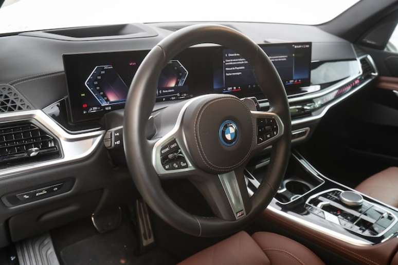 FR12 SAO PAULO - SP - 04/08/2025 - JORNAL DO CARRO - Fotos da BMW X5 xDRIVE50e M FOTO: Felipe Rau/Estad&atilde;o