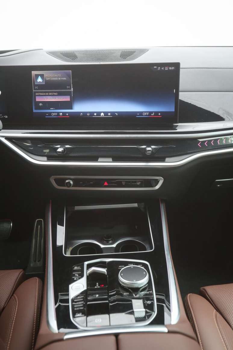 FR12 SAO PAULO - SP - 04/08/2025 - JORNAL DO CARRO - Fotos da BMW X5 xDRIVE50e M FOTO: Felipe Rau/Estad&atilde;o