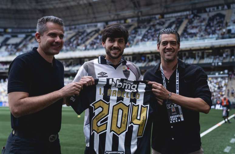 Rabello e a homenagem do Galo após sete temporadas –