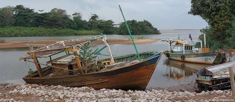 Lama tóxica chegou à foz do Rio Doce 16 dias após rompimento da barragem – e deixou a pesca no passado