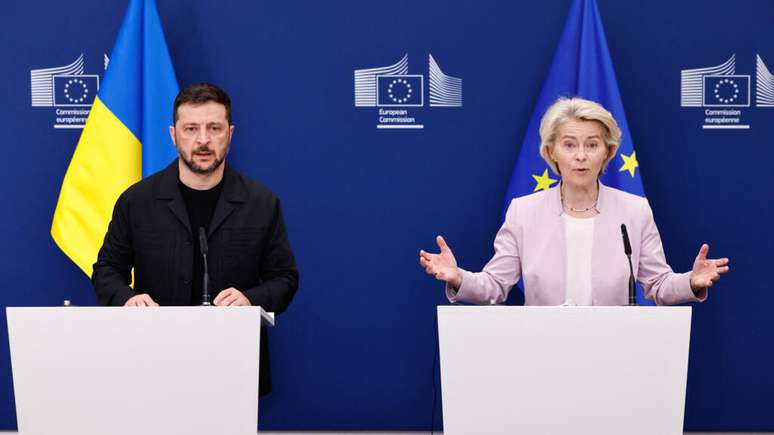 Zelensky admits the possibility of negotiating territories with Russia to achieve peace