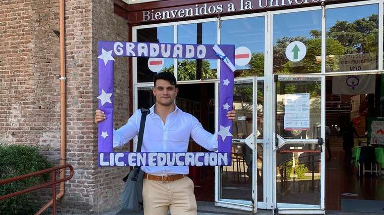 Graduated for education, Leonel Ayala died at 32 years old