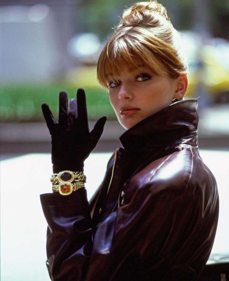 O que as fotos n&atilde;o mostravam era o ass&eacute;dio sexual e a viol&ecirc;ncia normalizados na ind&uacute;stria da moda