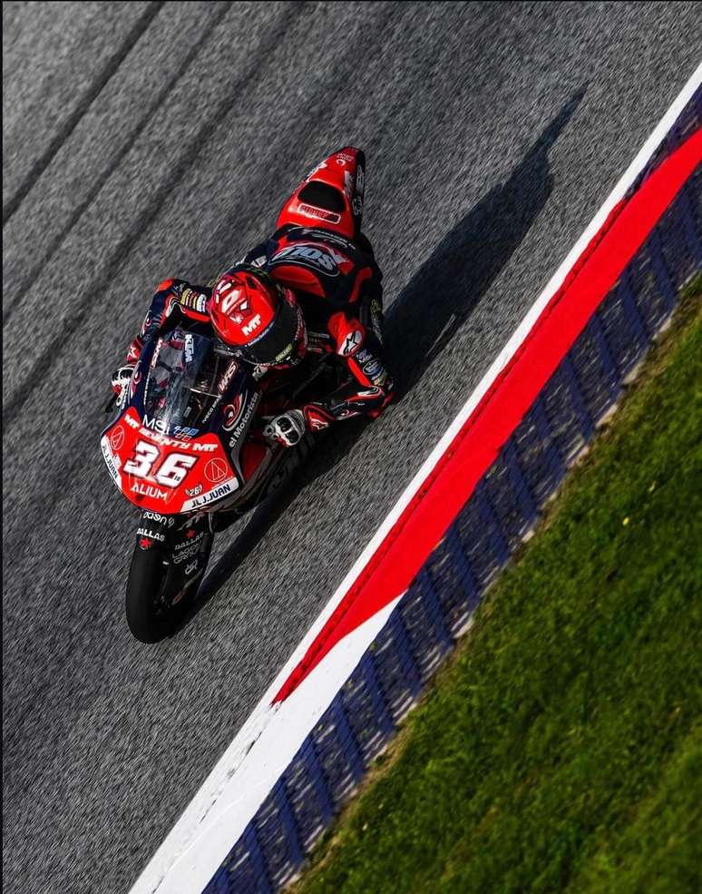 Piqueras diminui vantagem contra Rueda