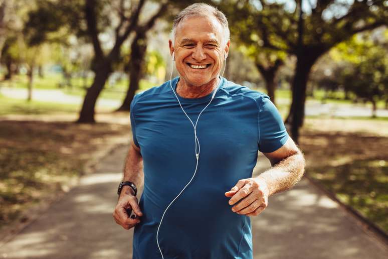 Seeing with physical activity helps to control high cholesterol