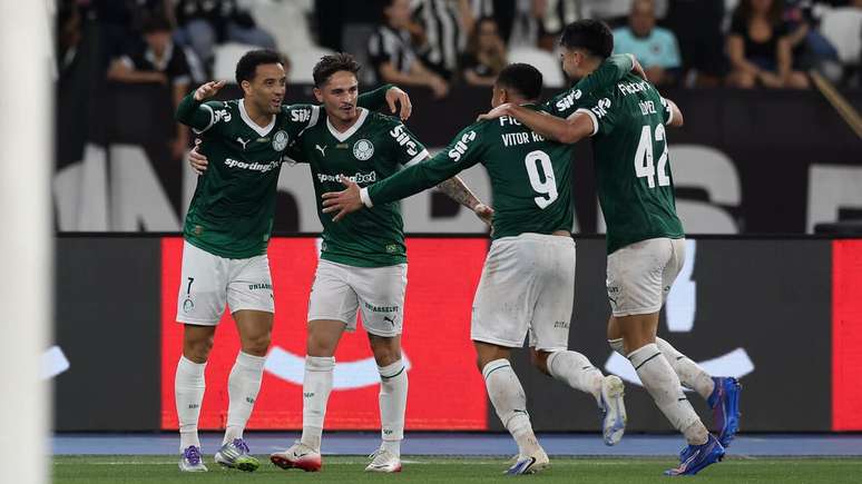 Palmeiras venceu o Botafogo, fora de casa, pelo Brasileir&atilde;o &ndash;