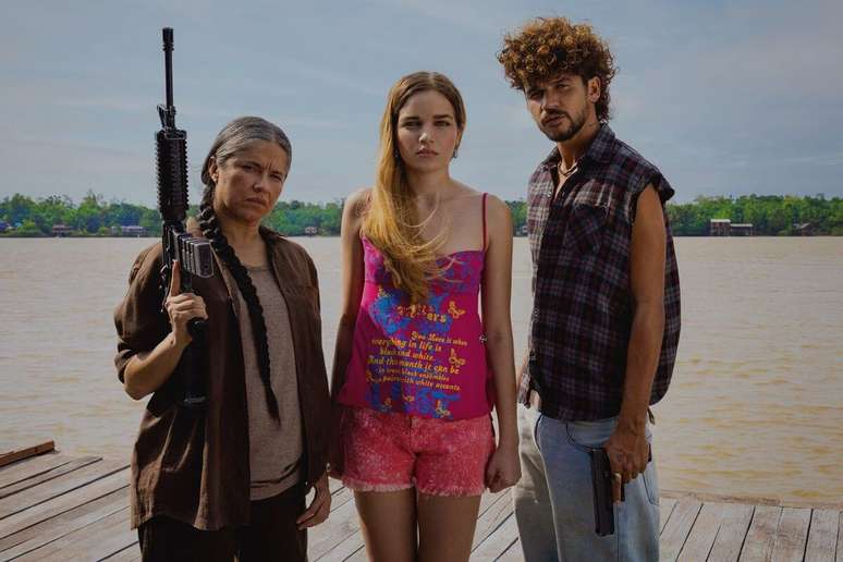 &ldquo;Pssica&rdquo; acompanha a hist&oacute;ria de tr&ecirc;s personagens cujos destinos se cruzam de forma inesperada nos rios da Amaz&ocirc;nia 